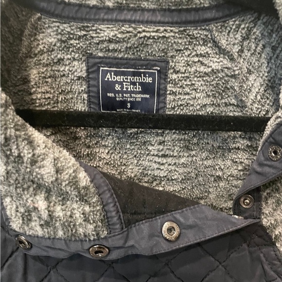 Abercrombie & Fitch Sweater Women Small Asymmetrical Fleece Snap Up Sherpa - Picture 4 of 4